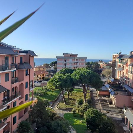 Andora Fronte Mare Leilighet Eksteriør bilde